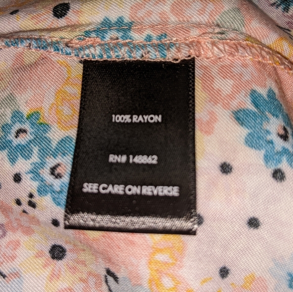 Torrid sleeveless ruffle floral blouse top shirt 2  NWOT - Picture 8 of 9